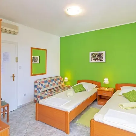 Apartments Silverija - Garden And Parking شقة تريستينو